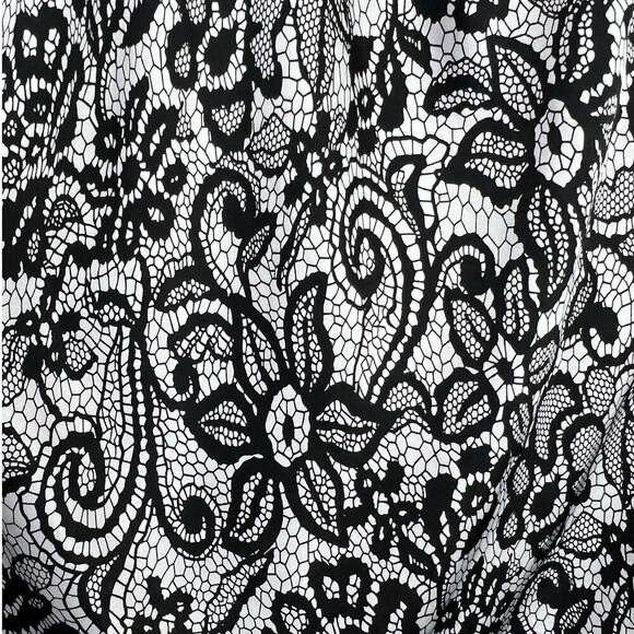 New Directions Business Women's Black White Floral Printed Sleeveless Top Large - Picture 1 of 6